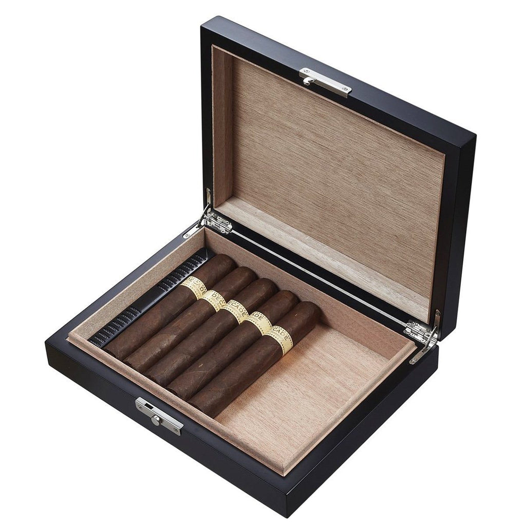 Drako Black Travel Humidor 19 Cigar Count - Shades of Havana